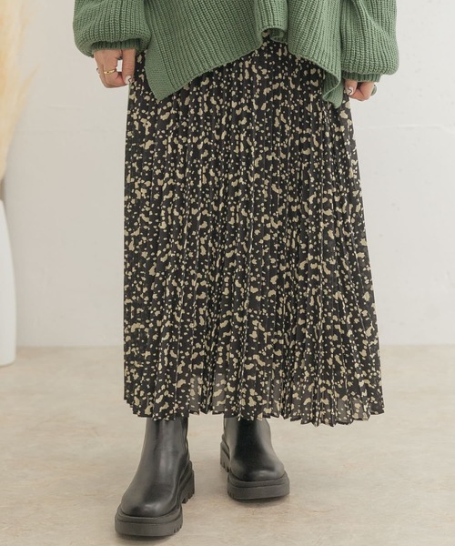 ITEMS URBANRESEARCH（アイテムズ アーバンリサーチ）の「レオパードプリーツスカート（スカート・レディース・ブラウン/ベージュ/ブラック・FREE）」の2枚目の写真