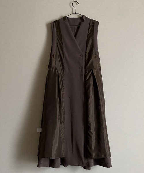 NICOLE CLUB(ニコル クラブ)の「【NICOLE CLUB】ノースリーブワンピース(ワンピース・レディース・ブラック/ブラウン・M)」の17枚目の写真