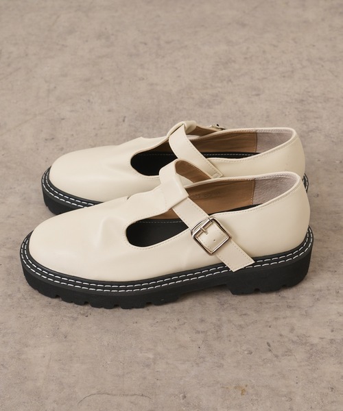 Lui's（ルイス）の「Tデザインボリュームシューズ（ローファー・レディース・オフホワイト/ブラック・23.5cm/24.5cm）」の9枚目の写真