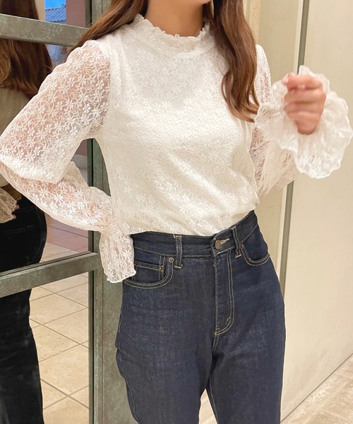 apres jour(アプレジュール)の「ハイネックレーストップス【ZOZOTOWN限定アイテム】(シャツ/ブラウス・レディース・アイボリー/ブラック/オフホワイト・フリー/X-LARGE)」の7枚目の写真