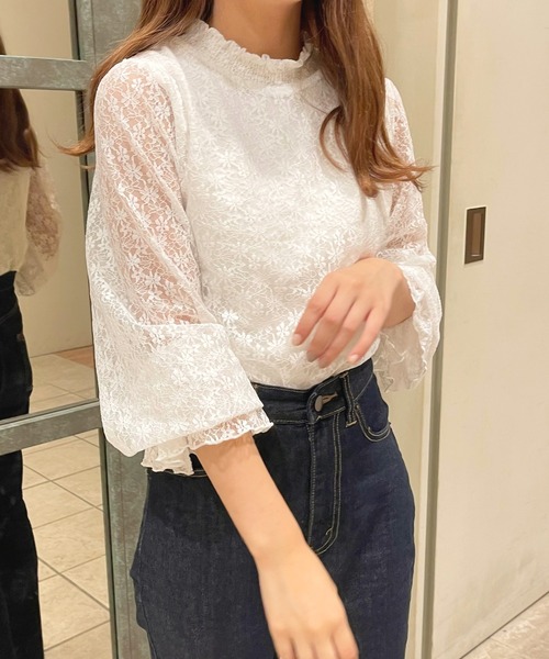 apres jour(アプレジュール)の「ハイネックレーストップス【ZOZOTOWN限定アイテム】(シャツ/ブラウス・レディース・アイボリー/ブラック/オフホワイト・フリー/X-LARGE)」の8枚目の写真