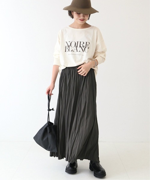 Spick & Span(スピックアンドスパン)の「NOIRE BLANC ロゴロングT◆(Tシャツ/カットソー・レディース・チャコールグレー/グレー/アイボリー・FREE)」の7枚目の写真