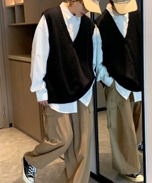 NOWLE（ノウル）の「【NOWLE】ディープ Vネック ニットベスト（ベスト・メンズ・ホワイト/ブラック/グレー・MEDIUM/LARGE/X-LARGE/XX-LARGE）」の11枚目の写真