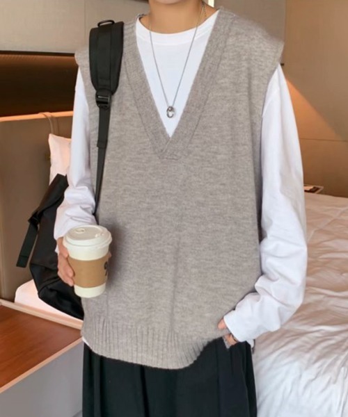 NOWLE（ノウル）の「【NOWLE】ディープ Vネック ニットベスト（ベスト・メンズ・ホワイト/ブラック/グレー・MEDIUM/LARGE/X-LARGE/XX-LARGE）」の9枚目の写真