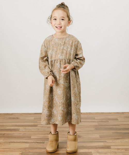 BAYFLOW（ベイフロー）の「[KIDS]ガーリースモックワンピ（ワンピース・キッズ・ブラック/ベージュ・110cm/120cm/130cm/140cm/100cm）」の18枚目の写真