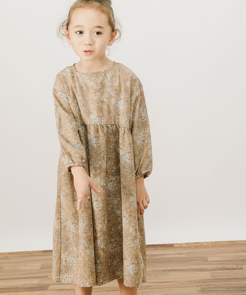 BAYFLOW（ベイフロー）の「[KIDS]ガーリースモックワンピ（ワンピース・キッズ・ブラック/ベージュ・110cm/120cm/130cm/140cm/100cm）」の14枚目の写真