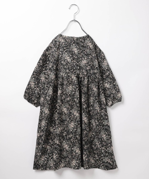 BAYFLOW（ベイフロー）の「[KIDS]ガーリースモックワンピ（ワンピース・キッズ・ブラック/ベージュ・110cm/120cm/130cm/140cm/100cm）」の10枚目の写真