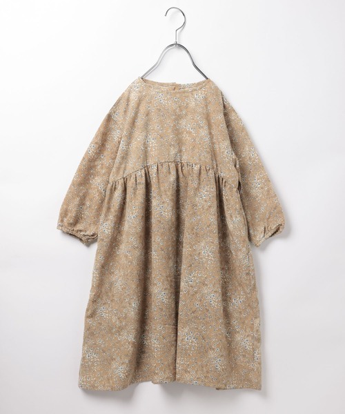 BAYFLOW（ベイフロー）の「[KIDS]ガーリースモックワンピ（ワンピース・キッズ・ブラック/ベージュ・110cm/120cm/130cm/140cm/100cm）」の7枚目の写真