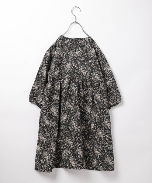 BAYFLOW（ベイフロー）の「[KIDS]ガーリースモックワンピ（ワンピース・キッズ・ブラック/ベージュ・110cm/120cm/130cm/140cm/100cm）」の16枚目の写真