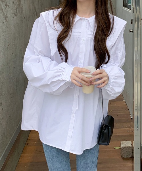 me+em select（ミームセレクト）の「シャーリングビッグカラーギャザーブラウス《NEWカラー3色追加！ 》（シャツ/ブラウス・レディース・ホワイト/ブラック/ブラウン/ブルー/グリーン/コーラルピンク・FREE）」の16枚目の写真