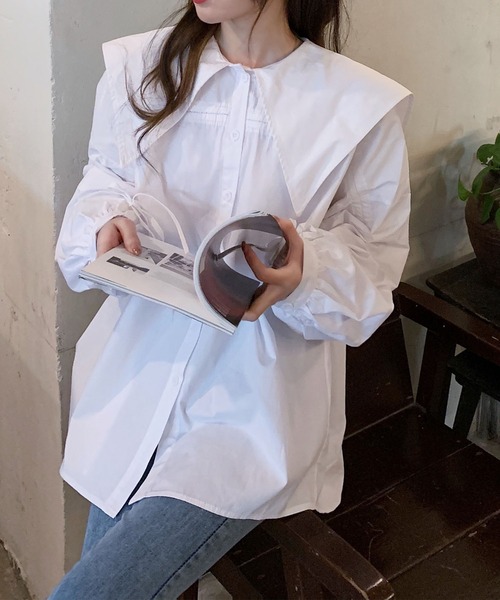 me+em select（ミームセレクト）の「シャーリングビッグカラーギャザーブラウス《NEWカラー3色追加！ 》（シャツ/ブラウス・レディース・ホワイト/ブラック/ブラウン/ブルー/グリーン/コーラルピンク・FREE）」の7枚目の写真