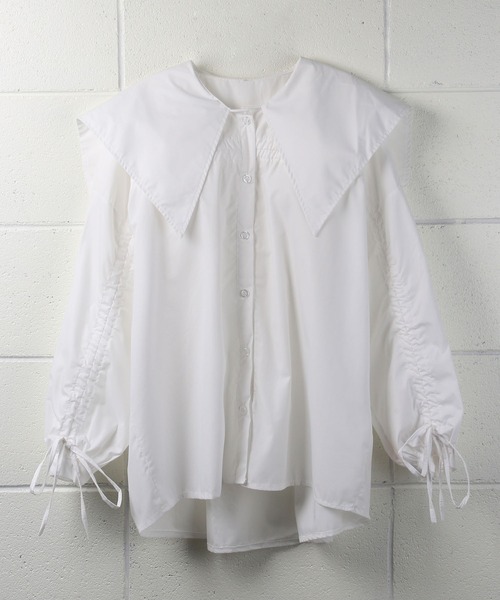 me+em select（ミームセレクト）の「シャーリングビッグカラーギャザーブラウス《NEWカラー3色追加！ 》（シャツ/ブラウス・レディース・ホワイト/ブラック/ブラウン/ブルー/グリーン/コーラルピンク・FREE）」の22枚目の写真