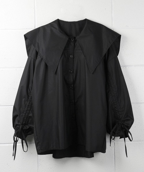 me+em select（ミームセレクト）の「シャーリングビッグカラーギャザーブラウス《NEWカラー3色追加！ 》（シャツ/ブラウス・レディース・ホワイト/ブラック/ブラウン/ブルー/グリーン/コーラルピンク・FREE）」の15枚目の写真