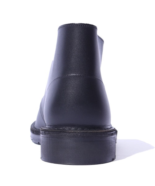 SOLOVAIR(ソロヴェアー)の「SOLOVAIR/ソロヴェアー 2EYE CHUKKA BOOT チャッカブーツ グットイヤーウェルト製法 2アイレット(ブーツ・メンズ・ブラック・8/7/9)」の4枚目の写真