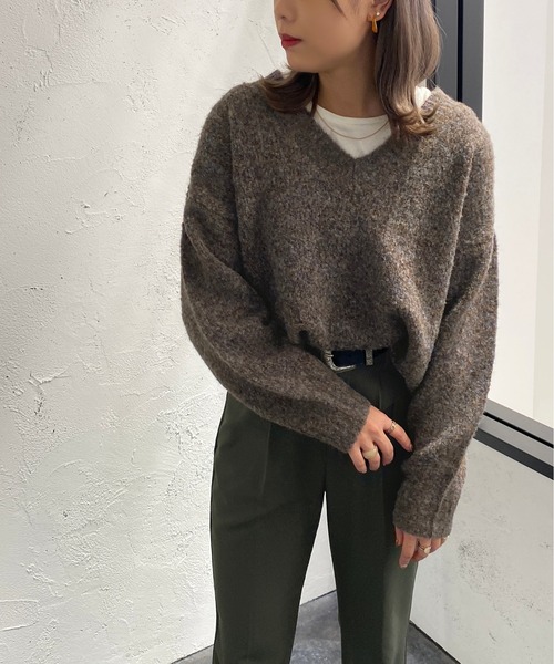 apres jour mignon(アプレジュールミニョン)の「ミックスブークレーニット【ZOZOTOWN限定アイテム】(ニット/セーター・レディース・パープル/ブルー/ブラウン系その他・X-LARGE/フリー)」の4枚目の写真