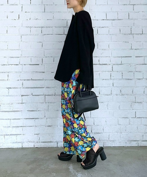 PAGEBOY(ページボーイ)の「フラワー柄パンツ(その他パンツ・レディース・ブラック系その他/ホワイト系その他・FREE)」の9枚目の写真