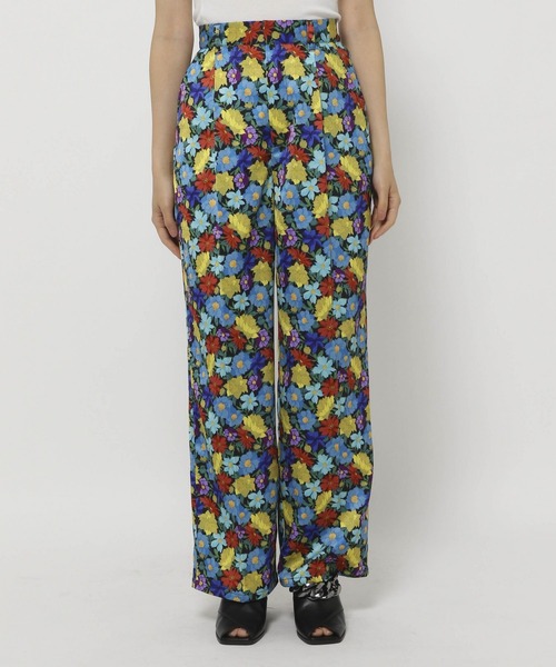 PAGEBOY(ページボーイ)の「フラワー柄パンツ(その他パンツ・レディース・ブラック系その他/ホワイト系その他・FREE)」の12枚目の写真