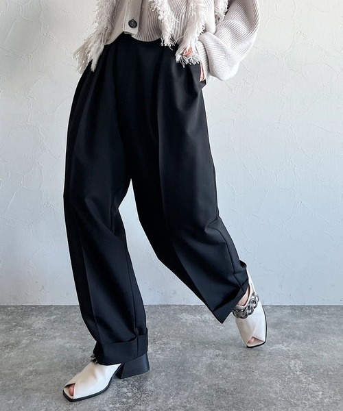 PAGEBOY(ページボーイ)の「CORE / ダッドタックパンツ(スラックス・レディース・ブラック/ベージュ・S/M)」の11枚目の写真
