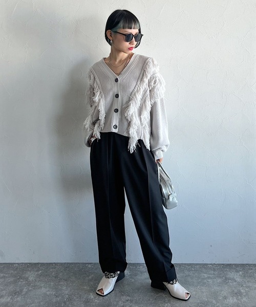 PAGEBOY(ページボーイ)の「CORE / ダッドタックパンツ(スラックス・レディース・ブラック/ベージュ・S/M)」の15枚目の写真