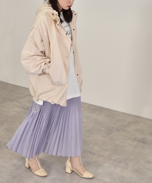 w closet（ダブルクローゼット）の「袖取り外しマウンテンパーカー（マウンテンパーカー・レディース・パープル/ライトベージュ・FREE）」の3枚目の写真