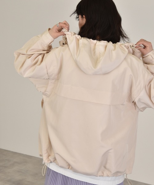 w closet（ダブルクローゼット）の「袖取り外しマウンテンパーカー（マウンテンパーカー・レディース・パープル/ライトベージュ・FREE）」の5枚目の写真