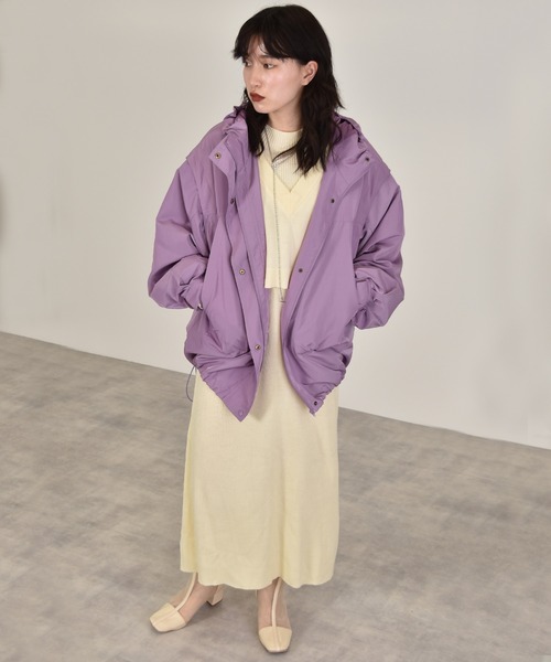 w closet（ダブルクローゼット）の「袖取り外しマウンテンパーカー（マウンテンパーカー・レディース・パープル/ライトベージュ・FREE）」の13枚目の写真