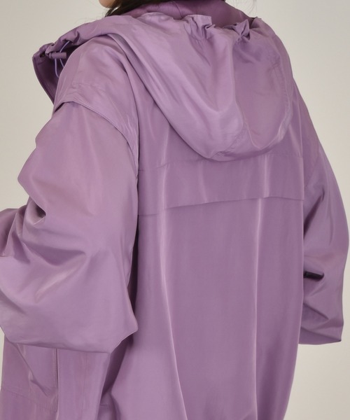 w closet（ダブルクローゼット）の「袖取り外しマウンテンパーカー（マウンテンパーカー・レディース・パープル/ライトベージュ・FREE）」の20枚目の写真
