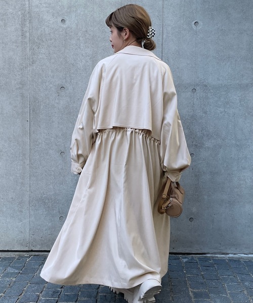 w closet（ダブルクローゼット）の「トレンチコート（トレンチコート・レディース・ライトベージュ/キナリ・FREE）」の14枚目の写真