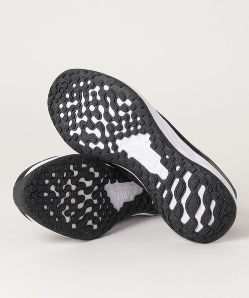 NIKE（ナイキ）の「NIKE/ナイキ レボリューション6NNGS（スニーカー・キッズ・ブラック・23.5cm/24cm/23cm/22.5cm/24.5cm/25cm）」の3枚目の写真