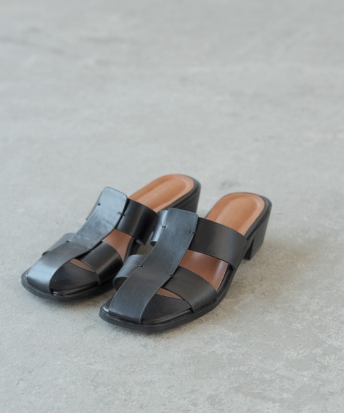 Aunt Marie's（アントマリーズ）の「センターラインフェイクレザーサンダル（サンダル・レディース・ブラック/ブラウン・L/M/S）」の18枚目の写真