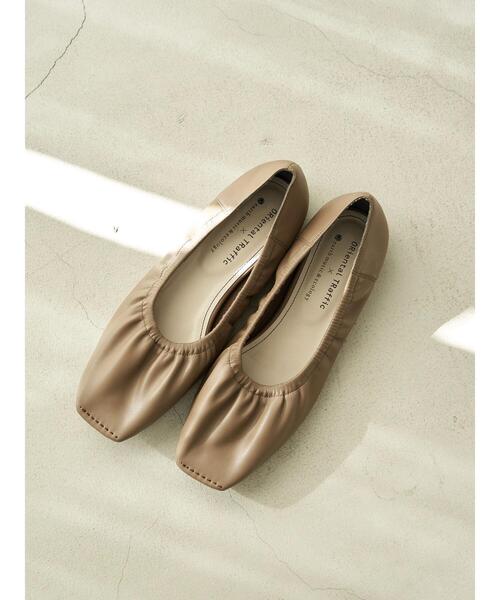 ORiental TRaffic（オリエンタルトラフィック）の「ORiental TRaffic　ギャザーパンプス＊（パンプス・レディース・ブラック/ブラウン/アイボリー・S/M/L）」の20枚目の写真