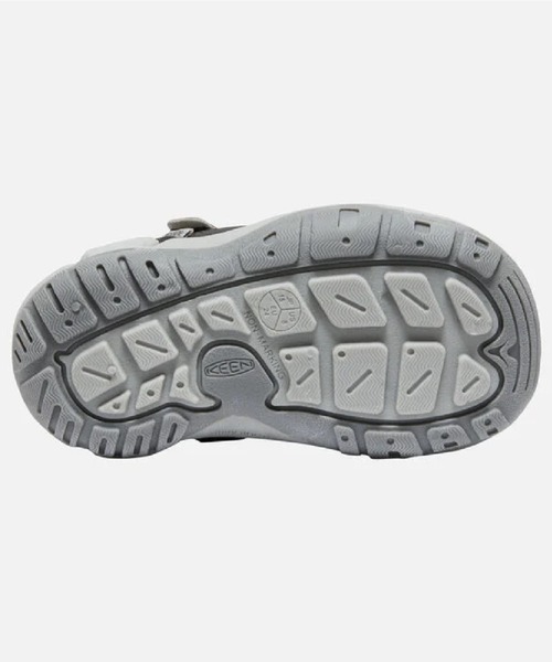 KEEN(キーン)の「KNOTCH HOLLOW / ノッチ ホロー / キッズ スニーカー(スニーカー・キッズ・ブラック・23.5cm/22.5cm/21cm/20cm/22cm)」の5枚目の写真