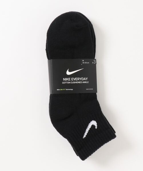 NIKE(ナイキ)の「NIKE/ナイキ 3Pエブリデイクッションクウォーターソックス(ソックス/靴下・レディース・ブラック/ホワイト・23)」の1枚目の写真