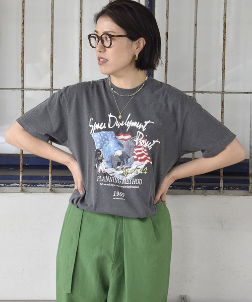 NASA（ナサ）の「【NASA】プリントTシャツ / Apollo11 Rock Tee2（Tシャツ/カットソー・レディース・チャコールグレー/アイボリー・FREE）」の7枚目の写真