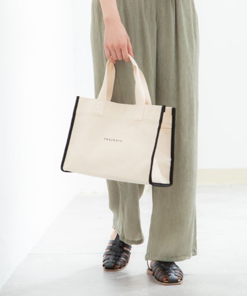 Honeys（ハニーズ）の「パイピングスクエアＢａｇ（トートバッグ・レディース・ホワイト×ブラック/ブラック/ホワイト系その他/チャコール・FREE）」の5枚目の写真