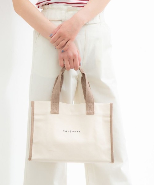 Honeys（ハニーズ）の「パイピングスクエアＢａｇ（トートバッグ・レディース・ホワイト×ブラック/ブラック/ホワイト系その他/チャコール・FREE）」の20枚目の写真