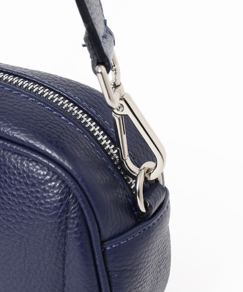 AULENTTI（オウレンティ）の「【AULENTTI/オウレンティ】キルトレザーショルダーバッグ（ショルダーバッグ・レディース・ネイビー/グリーン・FREE）」の16枚目の写真