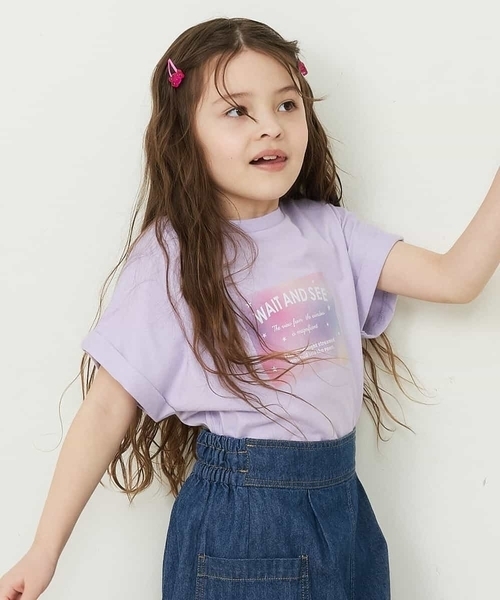 a.v.v（アーヴェヴェ）の「[100-130]アソートロゴTシャツ（Tシャツ/カットソー・キッズ・ライトパープル/ベージュ/ブラック/アイボリー・110/130/120/100）」の8枚目の写真