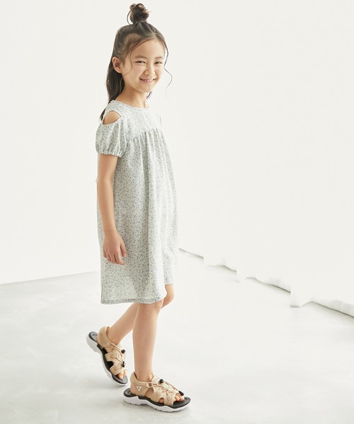 GERRY（ジェリー）の「【KIDS】【GERRY/ジェリー別注】アジャストスピンドルスニーカーサンダル（サンダル・キッズ・ベージュ/ブラック・19/20/21）」の16枚目の写真