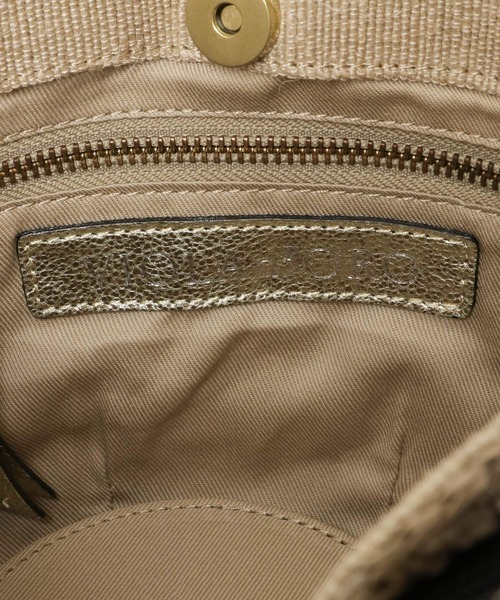 VIOLAd'ORO（ヴィオラドーロ）の「VIOLAd’ORO ラフィアカゴバッグ SMALL（かごバッグ・レディース・ゴールド/ライトブラウン/ゴールド系その他・-）」の15枚目の写真