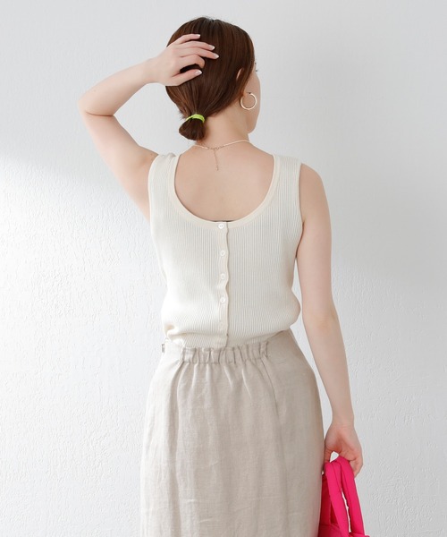 SHENERY(シーナリー)の「2WAYリブノースリーブニット(ニット/セーター・レディース・ピンク/グリーン/アイボリー/ネイビー・FREE)」の9枚目の写真