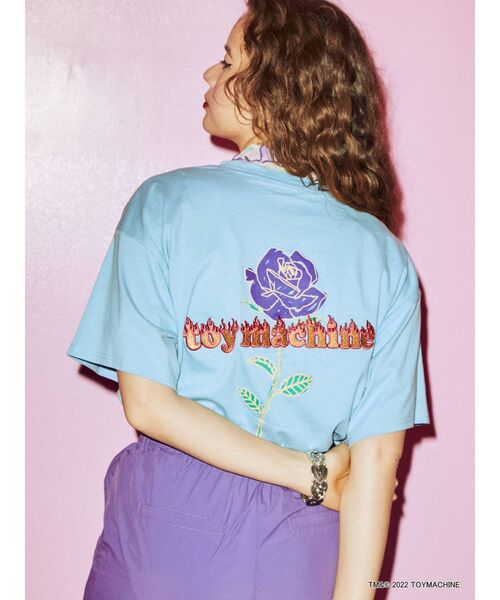 jouetie（ジュエティ）の「TOYMACHINEコラボTシャツ【コラボ】（Tシャツ/カットソー・レディース・ブラック/オフホワイト/ブルー・MEDIUM）」の2枚目の写真