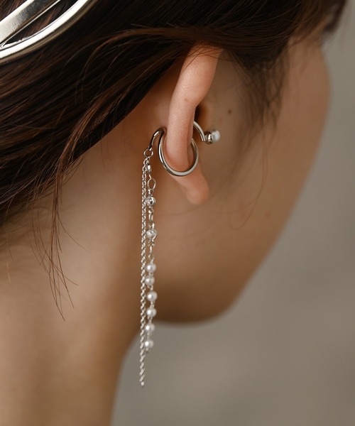 Kana（カナ）の「2連 ロングチェーン パール 結婚式 お呼ばれ イヤーカフ（イヤーカフ・レディース・シルバー/ゴールド・フリー）」の5枚目の写真