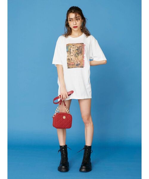 EVRIS（エヴリス）の「フロントグラフィックBIG Tシャツ（Tシャツ/カットソー・レディース・ホワイト/ブラック・FREE）」の5枚目の写真