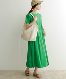 Aラインカットワンピース