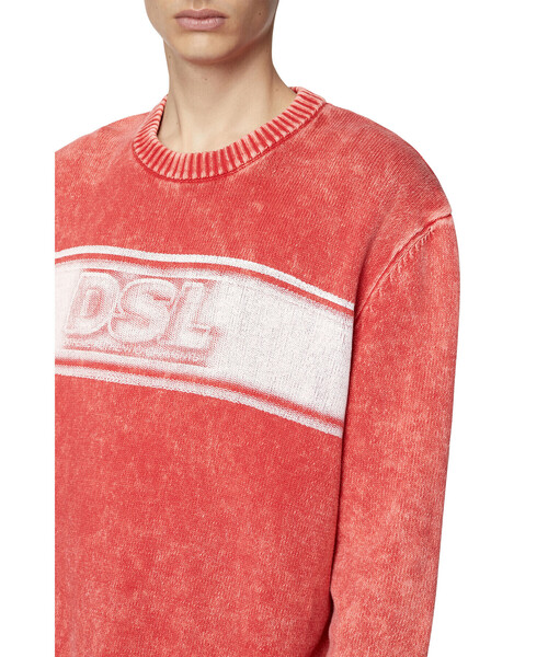 DIESEL（ディーゼル）の「メンズ ニット ロゴ（ニット/セーター・メンズ・グレー/レッド・SMALL/MEDIUM/LARGE/X-SMALL/X-LARGE/XX-LARGE）」の6枚目の写真