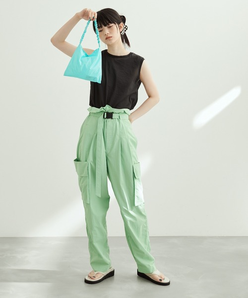 ADAM ET ROPE'(アダムエロペ)の「アクセサリーバッグ(シュシュ・ヘアクリップセット)(ハンドバッグ・レディース・イエロー/レッド/ターコイズブルー/グレー・FREE)」の16枚目の写真