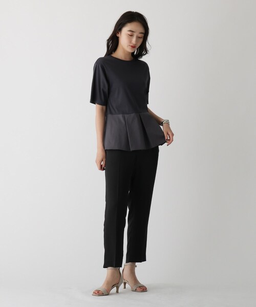 OPAQUE.CLIP(オペークドットクリップ)の「◆シルキースーピマ ドッキングペプラムカットソー【WEB限定カラー・サイズ】(Tシャツ/カットソー・レディース・チャコールグレー/ブラック/ホワイト系/ライトグレー系7・40/38/42/36)」の13枚目の写真