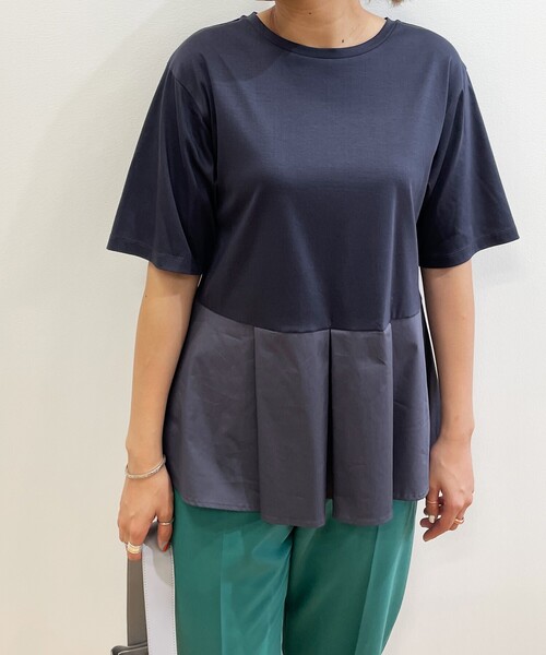 OPAQUE.CLIP(オペークドットクリップ)の「◆シルキースーピマ ドッキングペプラムカットソー【WEB限定カラー・サイズ】(Tシャツ/カットソー・レディース・チャコールグレー/ブラック/ホワイト系/ライトグレー系7・40/38/42/36)」の6枚目の写真