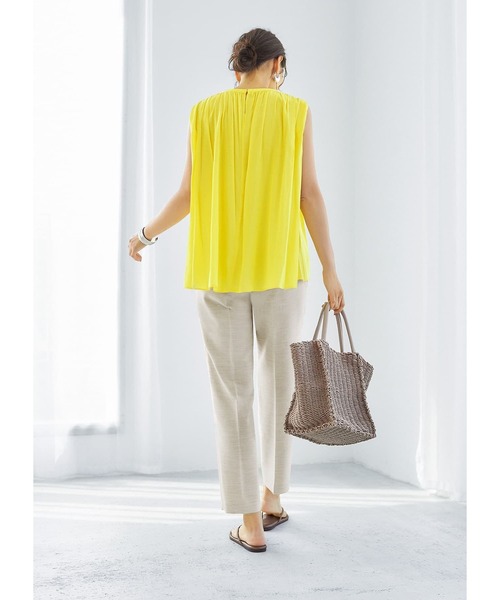 STYLE DELI（スタイルデリ）の「エアリーギャザーノースリーブブラウス